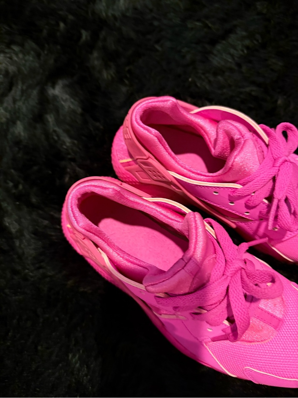 Nike Women's Neon Pink Huarache Sneakers size 5.5Y . Women 7 - Picture 7 of 11